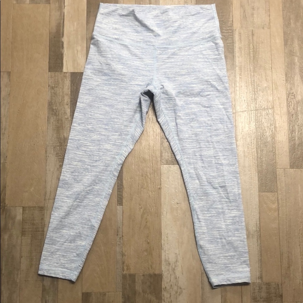 Lululemon workout leggings. Great condition.